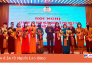 Công đoàn Công Thương Hải Phòng tặng quà nữ cán bộ công đoàn nhân dịp 8.3