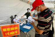 Việt Nam sẽ bỏ khai báo y tế nội địa