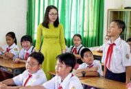 Không yêu cầu giáo viên tiểu học, trung học cơ sở hạng I phải có trình độ thạc sĩ