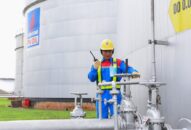 Bộ Tài chính nói gì về việc chỉ đề xuất giảm một trong bốn loại thuế với xăng dầu