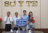 Sở Y tế Hải Phòng tiếp nhận ủng hộ phòng chống dịch COVID-19