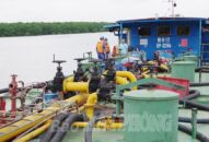 Bắt giữ phương tiện chở khoảng 50 tấn dầu FO không rõ nguồn gốc