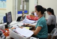 Tiền lương thấp, hàng vạn công chức viên chức nghỉ việc trong 2 năm qua