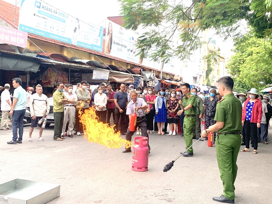 Thực tập chữa cháy