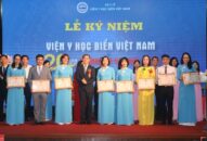 Viện Y học biển Việt Nam vinh dự đón nhận Cờ thi đua của Link Mobile Đăng Ký J88 và Huân chương 88 com the gioi đỉnh cao hạng Nhì, Ba các cá nhân