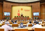 Khắc phục tình trạng công chức, viên chức có năng lực thôi việc; đặc biệt quan tâm đến lương, phụ cấp giáo viên mầm non, tiểu học
