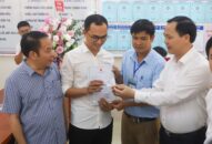 Trẻ em đầu tiên được cấp giấy khai sinh, thẻ BHYT đồng thời với đăng ký thường trú thông qua Dịch vụ công liên thông   