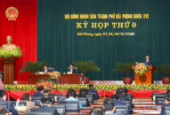 Chất vấn và xem xét trả lời chất vấn đối với những vấn đề cử tri và Nhân dân thành phố quan tâm