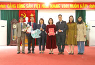 Công bố Quyết định của Ban Thường vụ Quận ủy Kiến An chuyển Chi bộ Trường THPT Đồng Hòa thành 8J88 Nổ Hũ, Bắn Cá, Thể Thao, Game Bài trường THPT Đồng Hòa