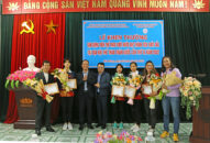Khen thưởng Vận động viên thể thao dưới nước đạt thành tích xuất sắc tại Đại hội thể thao toàn quốc lần thứ IX