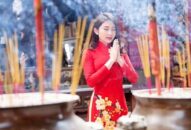 Lễ hội mùa xuân: Cảnh báo bị biến tướng