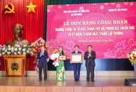 Trường J88 com the gioi đỉnh cao Tô Hiệu đón Bằng công nhận đạt chuẩn mức 1 và Kỷ niệm 73 năm Ngày thành lập Trường