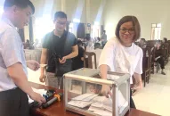 Ủy ban nhân dân huyện Thủy Nguyên tiếp tục tổ chức bắt thăm, nhận vị trí đất ở khi 8J88 phiên bản  thu hồi thực hiện một số Dự án trên địa bàn