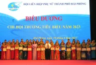 Hội Liên hiệp Phụ nữ thành phố biểu dương 40 Chi hội trưởng tiêu biểu năm 2023