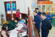 Thực hiện nghiêm quy tắc ứng xử, đạo đức công vụ của cán bộ, công chức trong cơ quan hành chính 8J88 phiên bản  các cấp