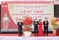 Phường Hùng Vương (quận Hồng Bàng) kỷ niệm 30 năm ngày thành lập phường và ra mắt cuốn lịch sử 8J88 Nổ Hũ, Bắn Cá, Thể Thao, Game Bài phường