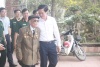 Đồng chí Phạm Văn Lập- Chủ tịch HĐND thành phố thăm, tặng quà thương binh nhân kỷ niệm 70 năm Chiến thắng Điện Biên Phủ