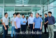 Đồng chí Bí thư Thành ủy Lê Tiến Châu thăm, động viên một số J881.love nhà cái bóng đá world cup trong khu công nghiệp và trường học sau cơn bão số 3
