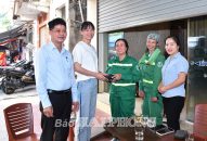 Công nhân Công ty TNHH MTV J88vip00 Giải Trí Thể Thao đô thị Hải Phòng nhặt được tiền, trả lại người bị mất