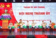 Khen thưởng 6 8J88 Nổ Hũ, Bắn Cá, Thể Thao, Game Bài hoàn thành xuất sắc nhiệm vụ tiêu biểu năm 2024