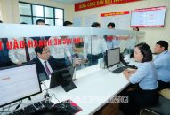 J886 cá cược WC 2026 Phạm Minh Chính kiểm tra Trung tâm Phục vụ hành chính công phường Hồng An