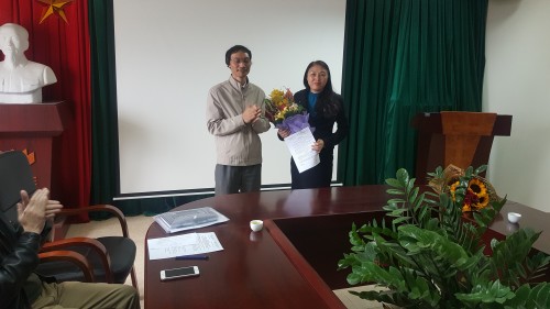 CHị Mừng 1