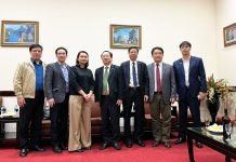 Bộ trưởng Bộ KH&CN Huỳnh Thành Đạt đến thăm và chúc Tết Viện Năng lượng nguyên tử Việt Nam