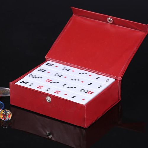   Bộ CHQS tỉnh tặng quà gia đình chính sách nhân dịp 20/10