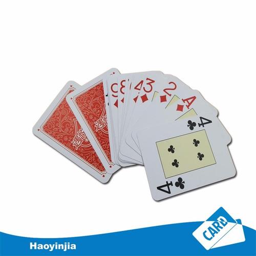   Ủy ban nhân dân tỉnh nghe và cho ý kiến về một số nội dung quan trọng.