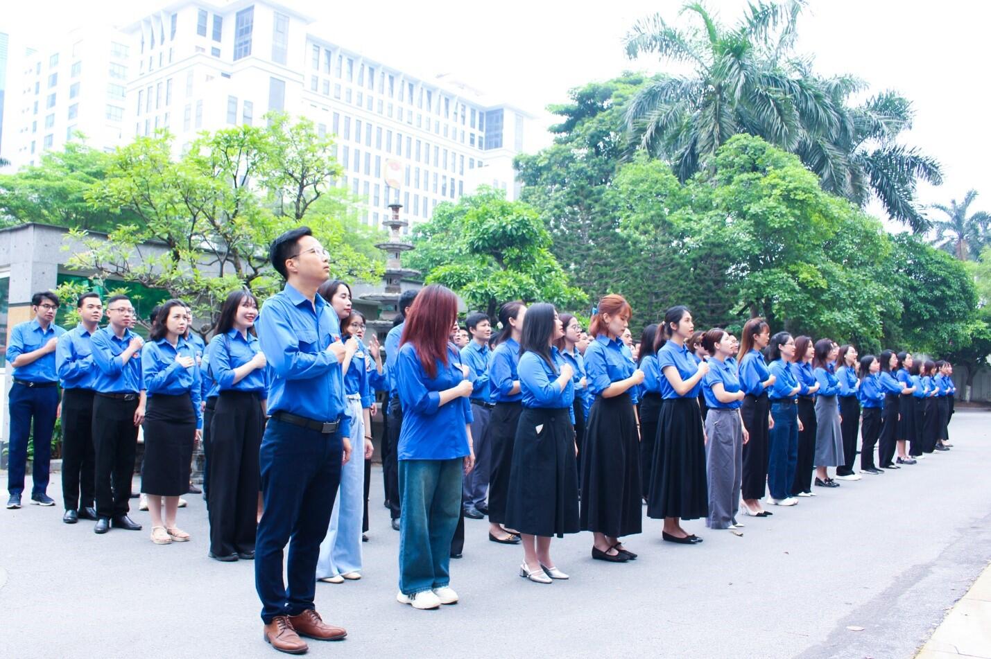 Đoàn Thanh niên Bộ NN-MT tổ chức nhiều hoạt động thiết thực tuyên truyền kỷ niệm 30/4