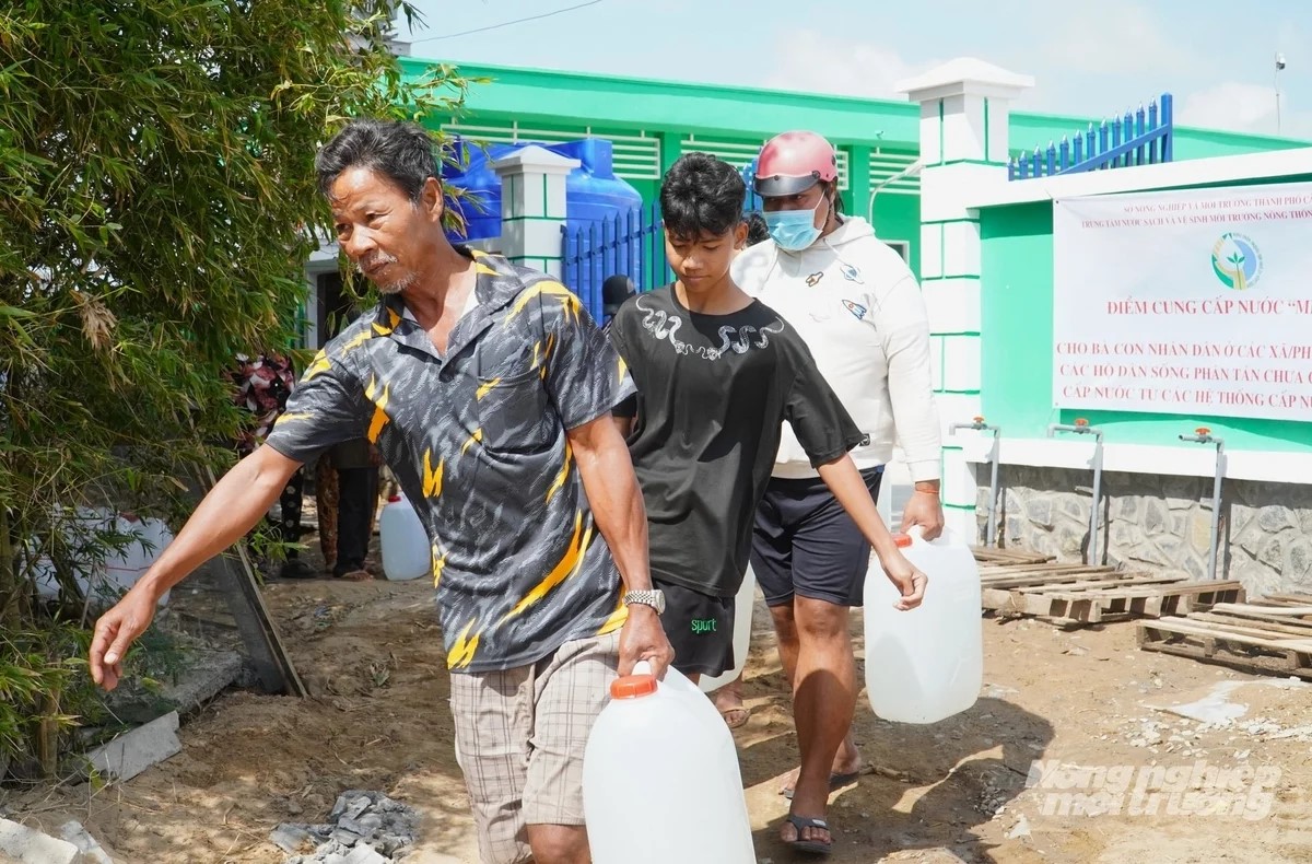 Cần Thơ công bố 37 điểm cấp nước miễn phí ứng phó El Nino 