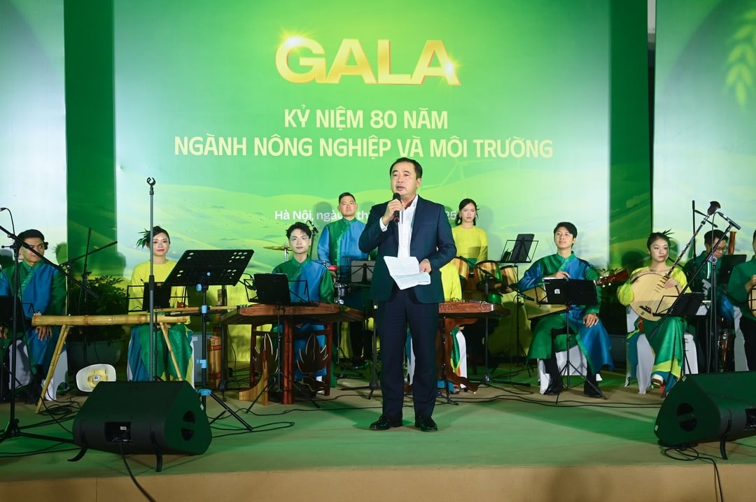 Đêm gala ấm áp kỷ niệm 80 năm truyền thống ngành J88.com Đăng nhập, Đăng ký trang chủ nhà cái J88 và J88vip00 Giải Trí Thể Thao