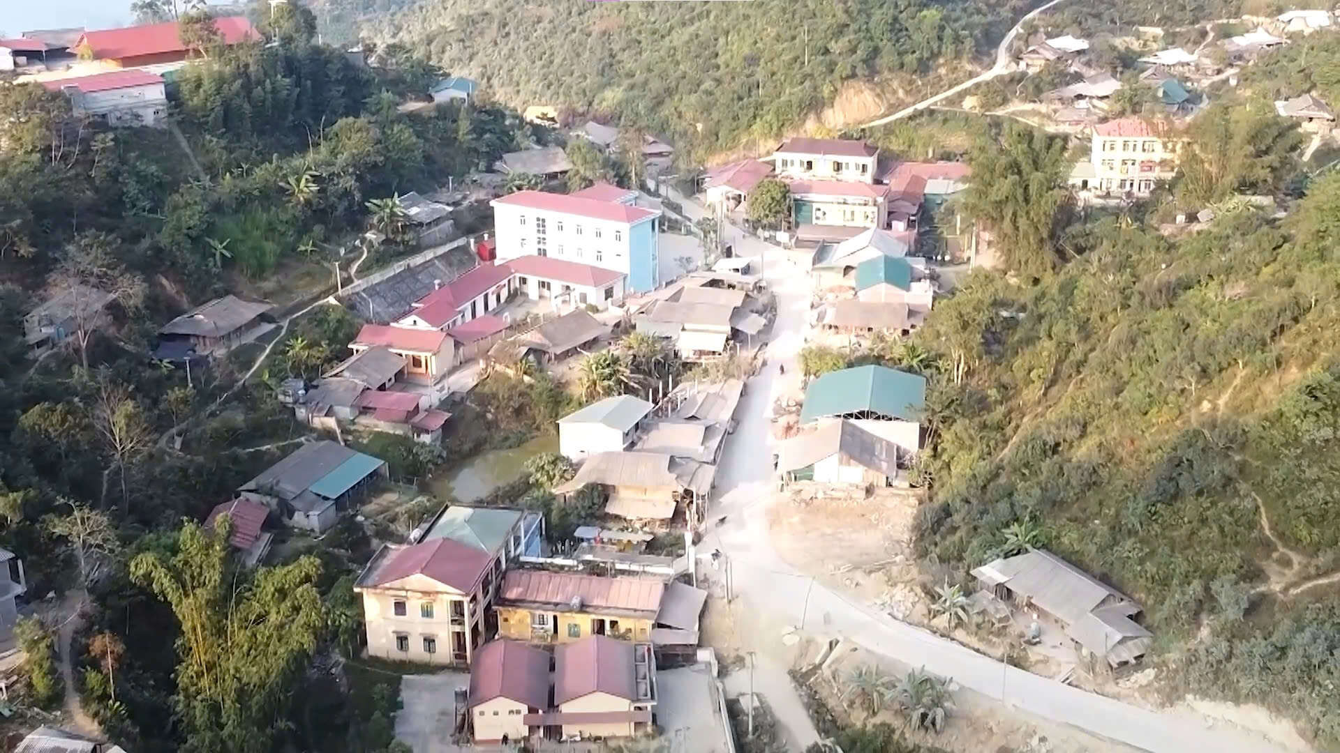 Phình Hồ 