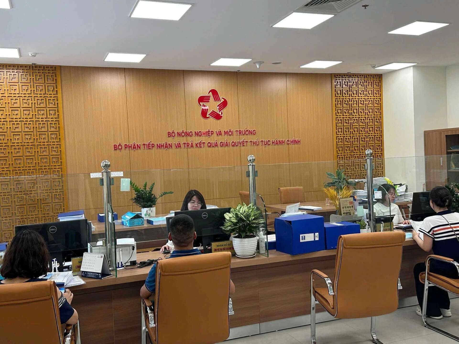 Phân cấp mạnh, số hóa toàn diện: Cải cách hành chính ngành J88.com Đăng nhập, Đăng ký trang chủ nhà cái J88 và J88vip00 Giải Trí Thể Thao đi vào thực chất