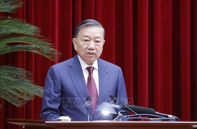 J885 Hoàn Trả Vô Tận phát biểu khai mạc Hội nghị Trung ương 3 - Khoá XIV