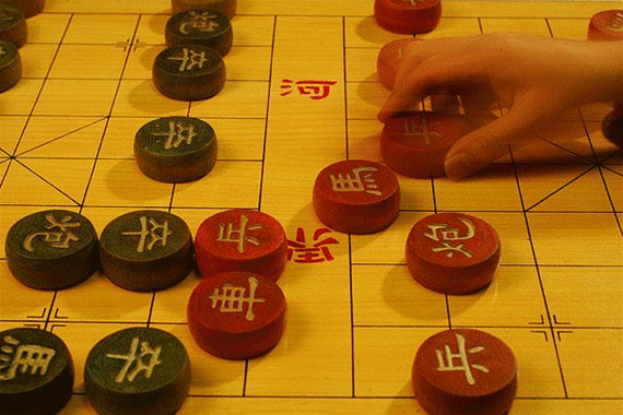   Đồng chí Nguyễn Mạnh Hùng, Phó Bí thư Tỉnh ủy, Chủ tịch Ủy ban MTTQ Việt Nam tỉnh thăm, tặng quà người có công, gia đình chính sách