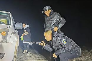Đồng chí Trần Thị Thanh Thủy, Ủy viên Ban Thường vụ Tỉnh ủy, Bí thư Đảng ủy, Chủ tịch HĐND phường Mỹ Hào phát biểu tại kỳ họp.