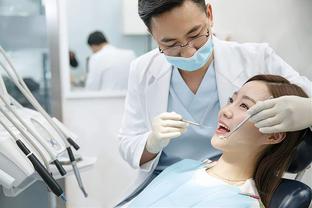   Đồng chí Phó Chủ tịch UBND tỉnh Lê Quang Hòa làm việc với Ban Quản lý Khu kinh tế tỉnh