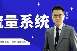 Đoàn kiểm tra thực tế nơi dự kiến bỏ phiếu bầu cử tại thôn Ao (xã Lạc Đạo).