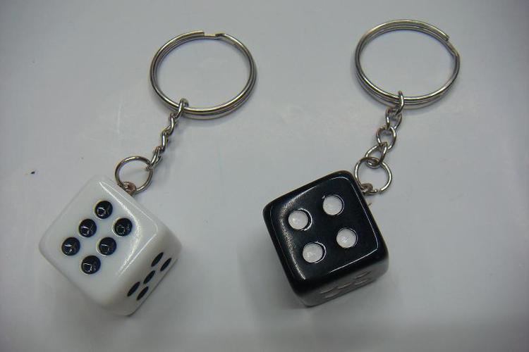   Các đồng chí lãnh đạo Tỉnh ủy, HĐND, UBND tỉnh: Chúc mừng các cơ quan thông tấn, báo chí trung ương