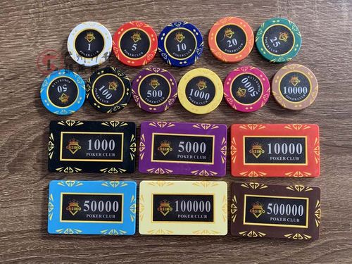   Công bố các quyết định về công tác cán bộ