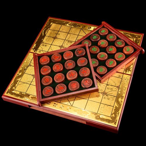   Đồng chí Nguyễn Tiến Thành, Phó Bí thư thường trực Tỉnh ủy, Chủ tịch HĐND tỉnh: Thăm, tặng quà gia đình chính sách, người có công với cách mạng