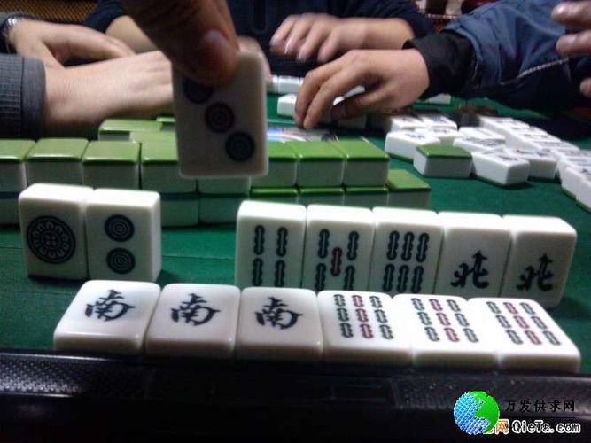   Đồng chí Phó Bí thư thường trực Tỉnh ủy, Chủ tịch HĐND tỉnh: Thăm mô hình sản xuất giống lúa chất lượng cao của Công ty Cổ phần Tập đoàn ThaiBinh Seed