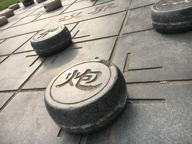   Tổ chức 2 đợt phòng, trừ sâu đục thân hai chấm và các đối tượng sâu, bệnh hại khác